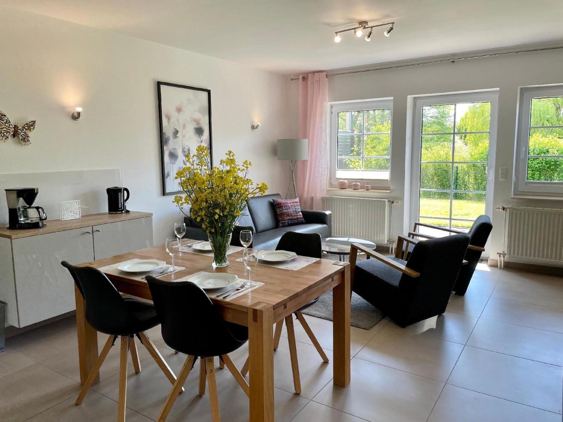 Idyllische 2-Zimmer Ferienwohnung Mitten In Der Natur Lancken-Granitz Esterno foto